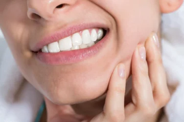 Do I Grind My Teeth How to Tell + Tips